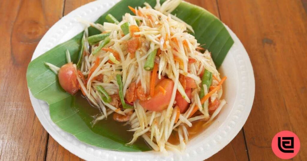 Thai Papaya Salad - Healthy Asian Breakfast For Weight Loss